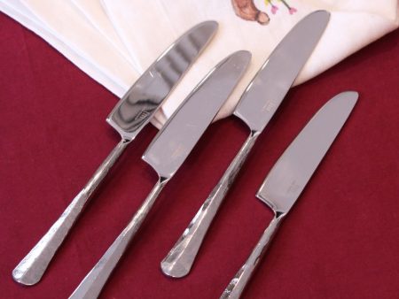 Beautiful Lining Dinner Knifes | Set of 4 | 9 inches on Sale