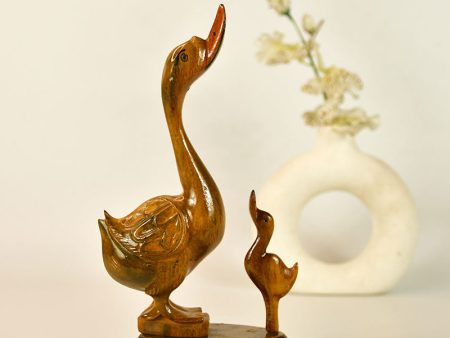 The Mama and Baby Duck Wooden Showpiece Hot on Sale