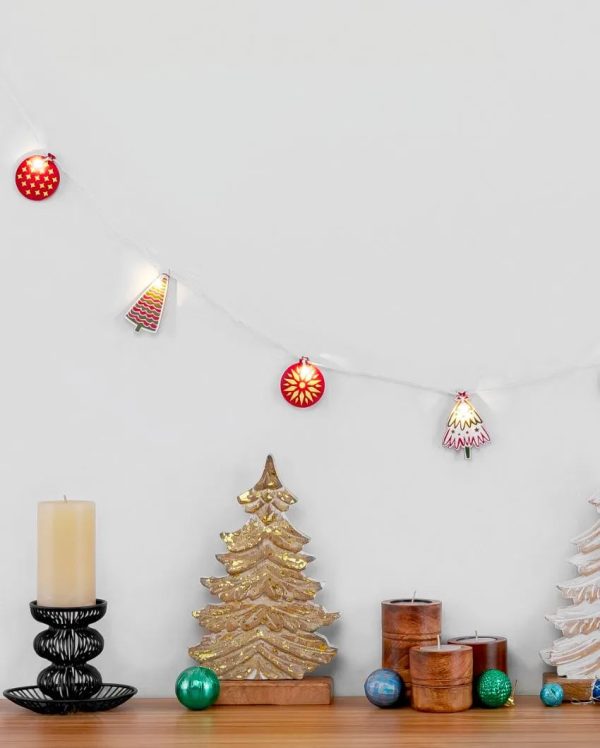 Bobble & Christmas Tree Light Bunting For Cheap