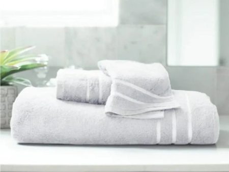 Classic White Bamboo Bath Towel | 59x30 inches Online Hot Sale