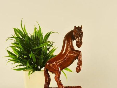 Racing Towards Greatness Wooden Horse Showpiece For Discount