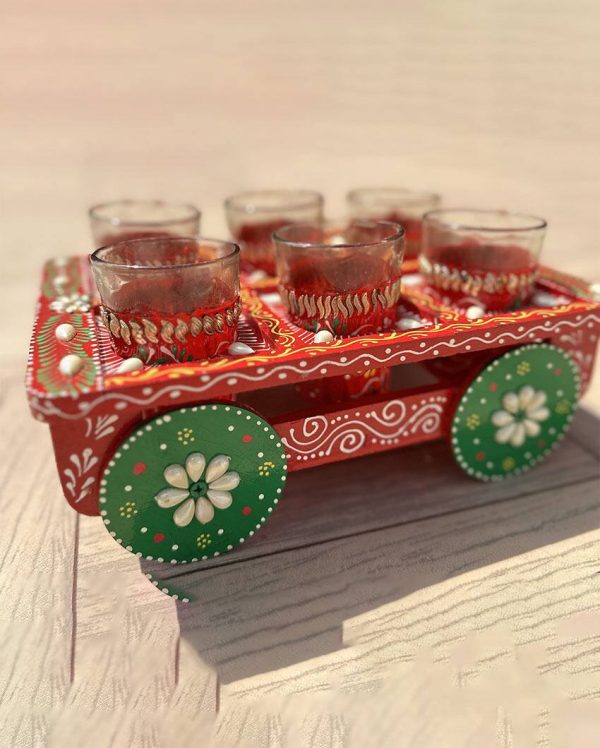 Playful Charm Chai On Wheels Tea Glass With Cart | 7 Pieces Hot on Sale